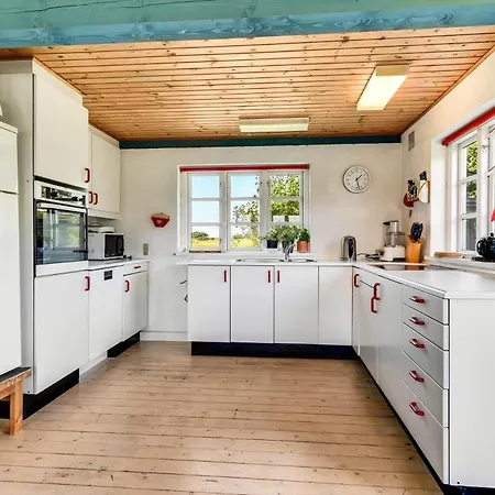 Bv402-blavand-vestslugen-6 Holiday home