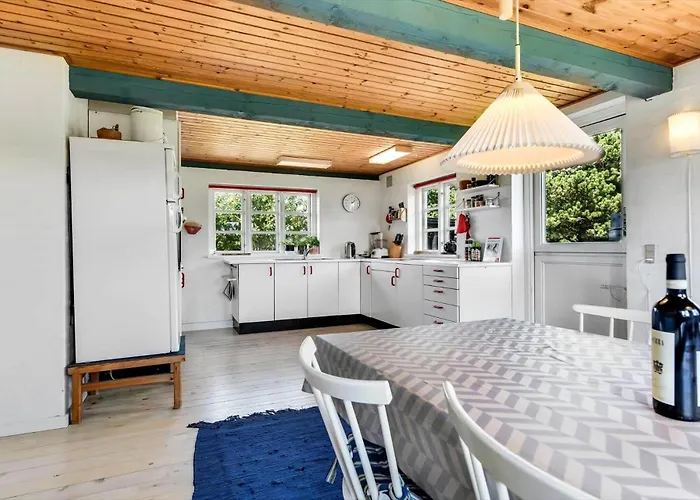 Bv402-blavand-vestslugen-6 Feriehus *