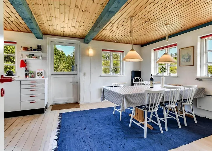 Bv402-blavand-vestslugen-6 Feriehus *