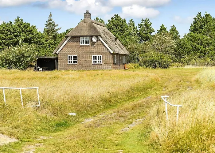 Bv402-blavand-vestslugen-6 Feriehus *